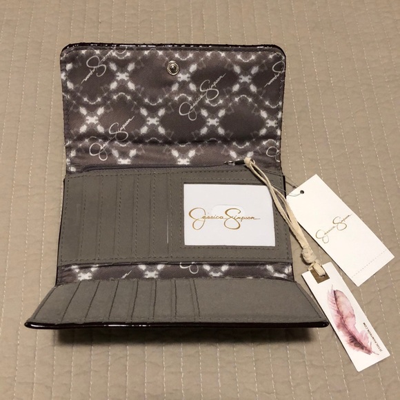 Jessica Simpson Ladies Wallet - Picture 2 of 4